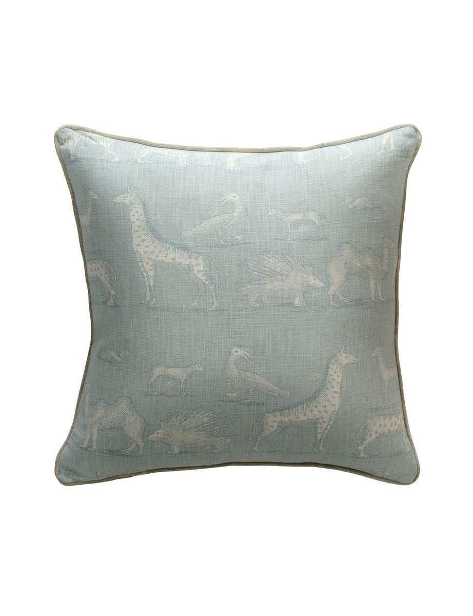 Kingdom Powder Throw Pillow 55x55CM