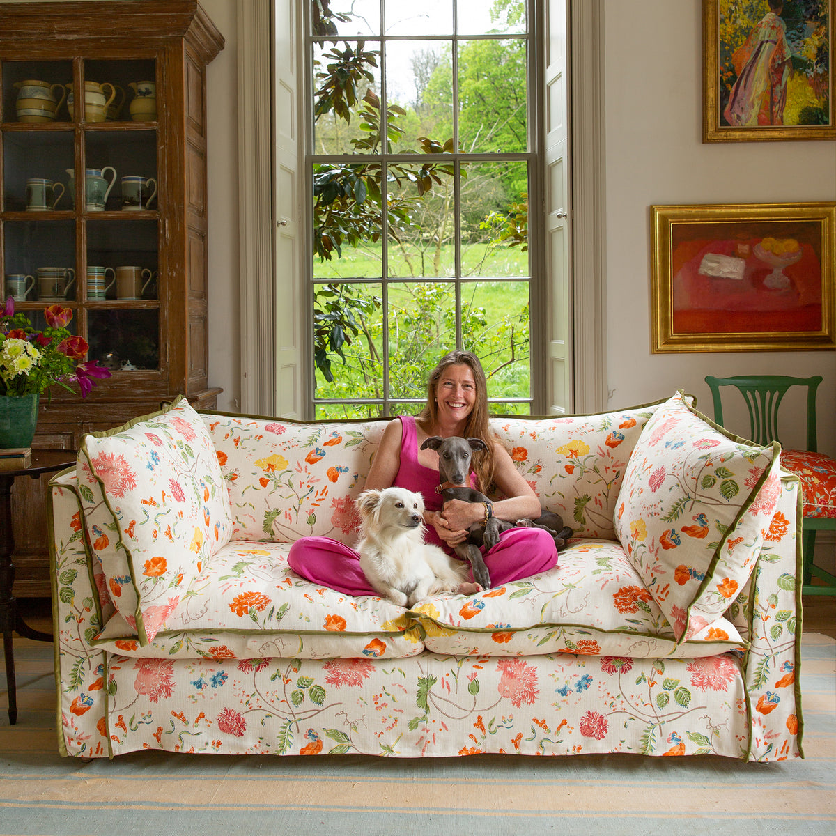 Coco 2.5 seater sofa with Contrast Welt Knife Edge cushion in Andrew Martin Wildwood Ivory  - Hand Made in USA